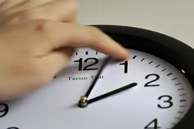 Что Премьер-министр сказал о переводе часов в Казахстане