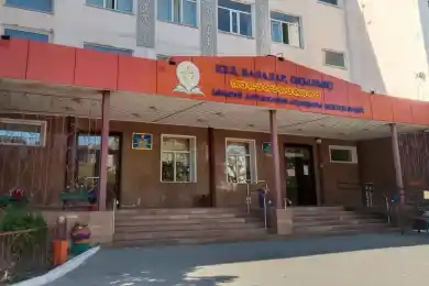 Не хотел идти в школу: в Караганде мальчик дважды «заминировал» школу