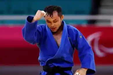 Ануар Сариев завоевал "серебро" на Паралимпийских игр в Токио