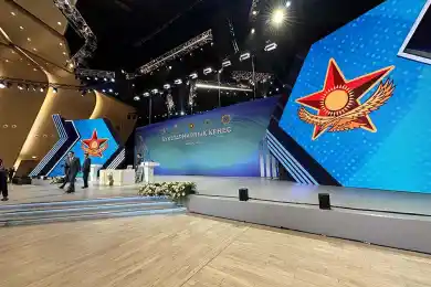 Модернизировать армию и повысить оклады военным - что поручил Глава государства