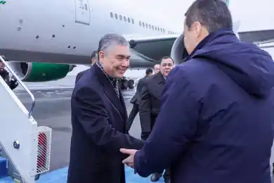 Гурбангулы Бердымухамедов прибыл в Астану на саммит