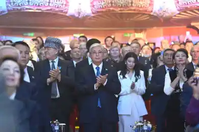 Токаев посетил праздничный концерт в Астане