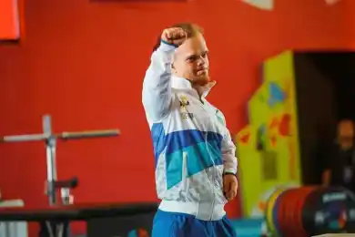 Казахстанец Дегтярев завоевал "золото" на Паралимпиаде в Токио