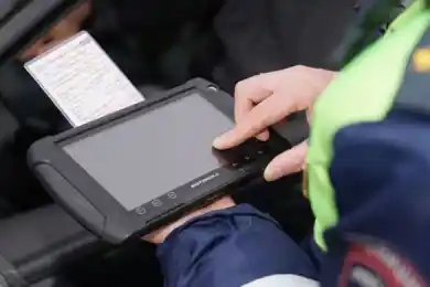 В Алматы полицейские продавали "на сторону" персональные данные граждан