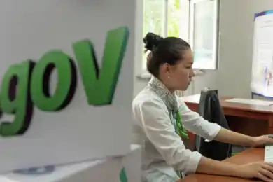 Сначала бронь: в ЦОНах изменили правила посещения для казахстанцев