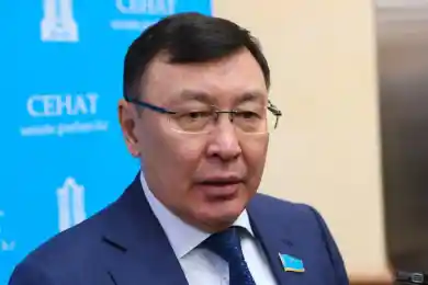 «Наши масс медиа преподносят, что только их родственники занимаются» - Кожаев о доходах чиновников