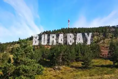 Новые парковки и более частую уборку мусора обещают для туристов на Бурабае