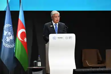 Президент Казахстана выступил на Всемирном климатическом саммите в Баку