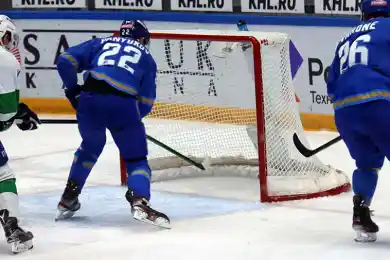 "Барыс" и "СЮ" устроили "качели" во втором периоде