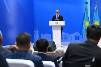 Токаев призвал публичных персон к «осторожности с высказываниями»