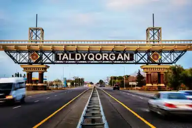 О разделении Алматинcкой области и переименовании Капшагая в Конаев рассказал Глава гоcударства