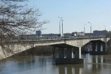 В Семее старый мост будет закрыт на ночь