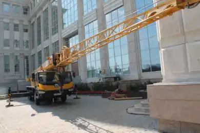 В резиденции «Акорда» завершается плановый ремонт кровли