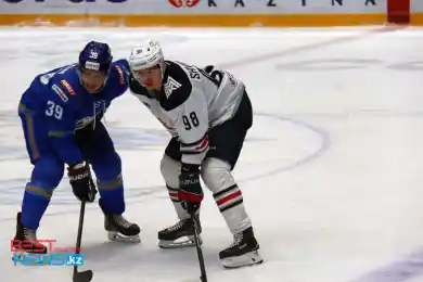 Фото с матча Барыс-Металлург