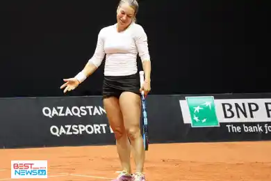 Новая ракетка помогла Путинцевой - лучшие фото первого дня BiiliJeanKingCup