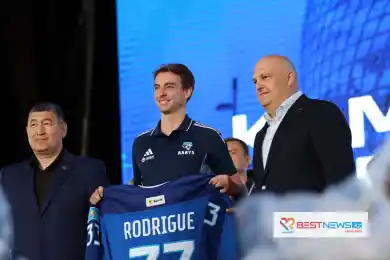 Барыс расстался с одним из вратарей