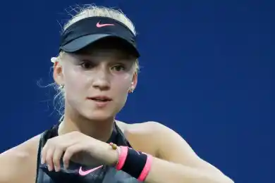 Рыбакина второй раз в карьере пробилась в 1/8 Уимблдона