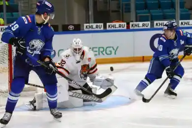 "Валидольная" победа: Барыс взял первые два очка в чемпионате КХЛ