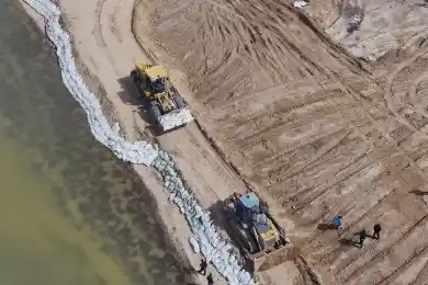 Бозумбаев: «Часть населения Атырау начала скупать билеты, но оснований для паники нет»