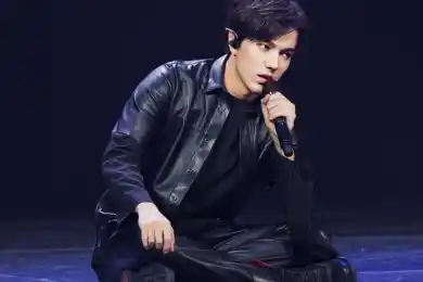 Димаш сообщил о возвращении в Китай