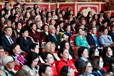 Касым-Жомарт Токаев посетил праздничный концерт «Әйел – сұлулықтың әуені»