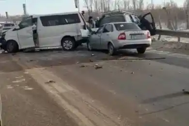 На трассе "Костанай-Тобол" разбились 5 авто, 1 человек поги