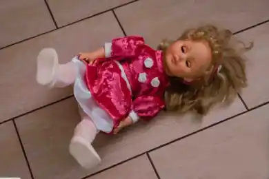 Родила в 12 лет: самая юная мама в Казахстане вернется в школу