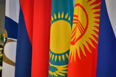 Аскар Мамин прилетел в Минск для участия в заседании Евразийского межправительственного совета