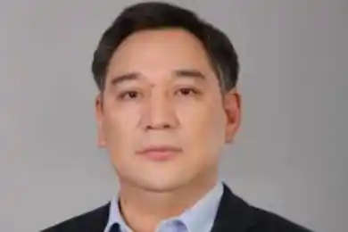 Депутат Мажилиса Паяев досрочно сложил свои полномочия