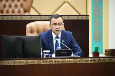 «Это нормальный процесс». Маулен Ашимбаев о создании новой политпартии