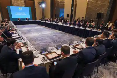 Премьер-министр Смаилов призвал инвестировать в проекты