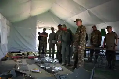 Минобороны Казахстана показало найденные фрагменты упавшего вертолета