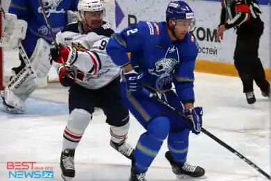 "Барыс" потерял защитника перед повторным матчем с "Амуром"