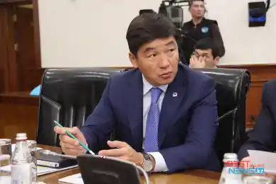 Дальше отставка? Президент Казахстана поблагодарил Байбека за работу в “Nur Otan”