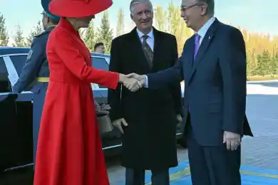 Queen in red. Король и Королева Бельгии впервые посетили Казахстан