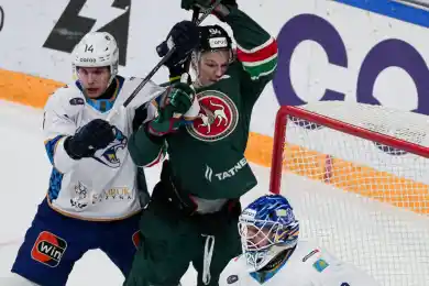 Барыс проиграл Ак Барсу, ведя в счете 2:4 