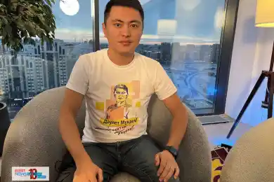 Борец Турлыханов и блогер Мукаев стали депутатами Мажилиса