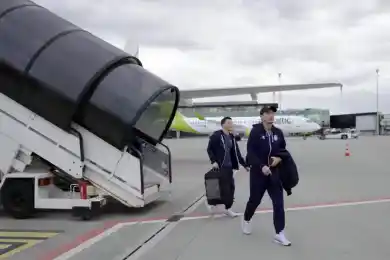 Футболисты сборной Казахстана прибыли в Лихтенштейн