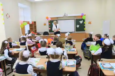 В Алматы обещают управляемый дефицит мест в школах