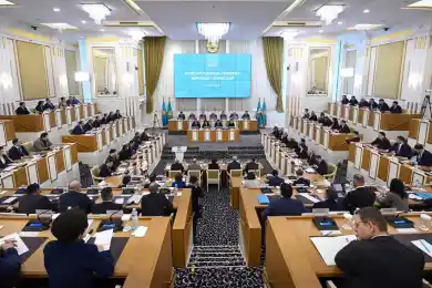 Конституционная Комиссия переходит к предметному обсуждению предложений