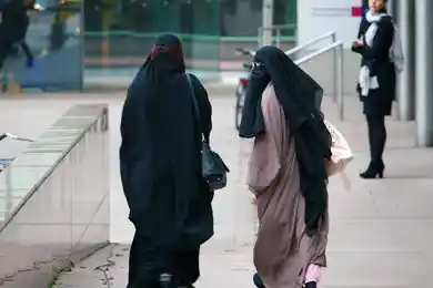 Сенат Казахстана вернул в Мажилис законопроект с запретом на ношение хиджабов в общественных местах