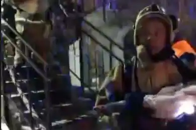 В Алматы эвакуировали 42 жильцов при пожаре