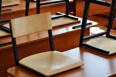 В Нур-Султане отменили уроки для учащихся 0-9 классов