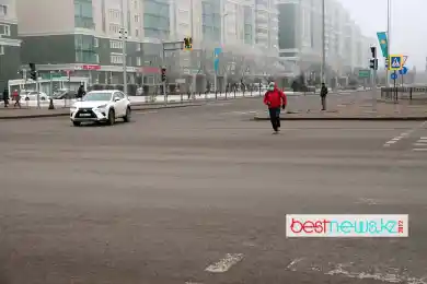 Астанчане игнорируют теплые остановки – как началось первое утро в режиме карантина