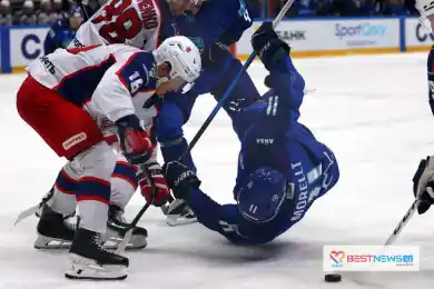 "Я прилетела из Алматы поддержать "Барыс": лучшие моменты победы над ЦСКА