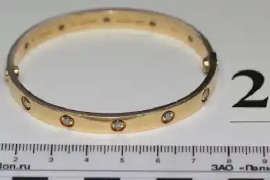 Казахстанец пытался вывезти незадекларированные ювелирные изделия из Стамбула