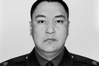 МЧС Казахстана сообщило о гибели пожарного, у него осталось 4 детей