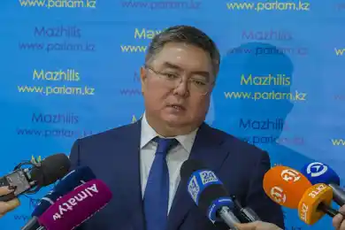 Нурболат Айдапкелов освобожден от должности - распоряжение 