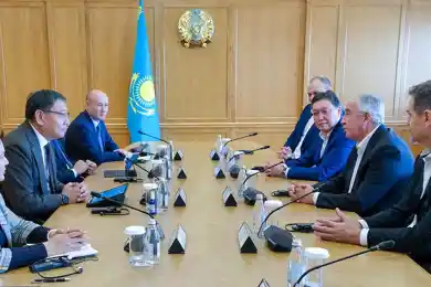 Два города Казахстана могут принять ЧМ по хоккею среди ТОП-команд