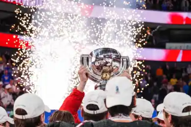 Сборная Канады одержала волевую победу и завоевала "золото"